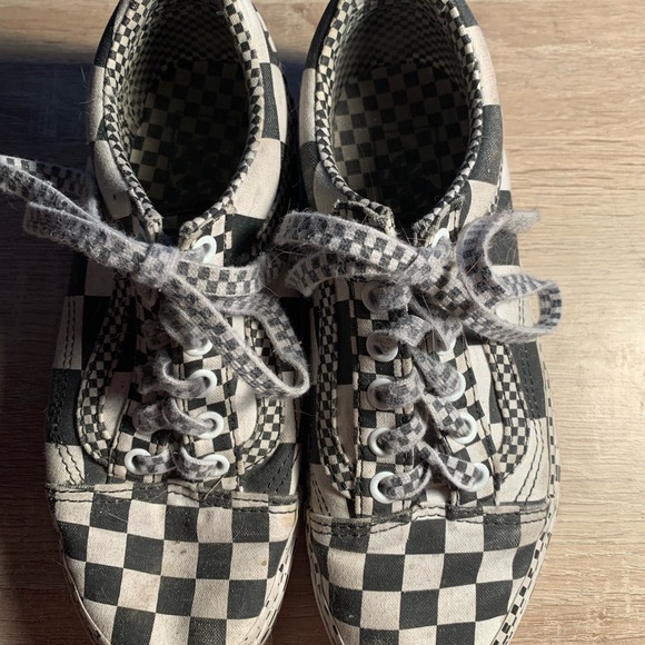 checkered vans size 4